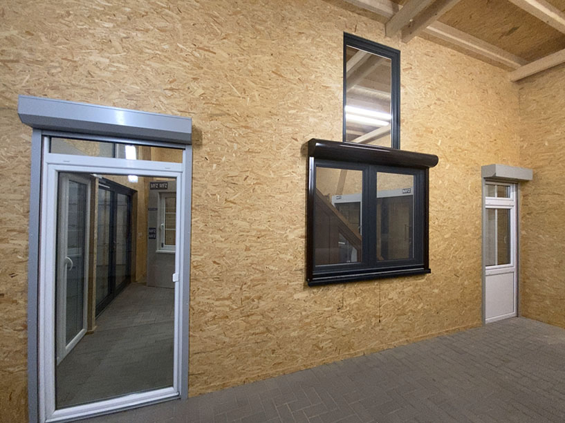 MFZ Innen Ausstellung - Vorbaurollladen 45 Grad & Unterputzrollladen