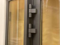 MFZ Innen Ausstellung - 3-Teilige Aluminium Haustürbänder mit Alu Statiklisene
